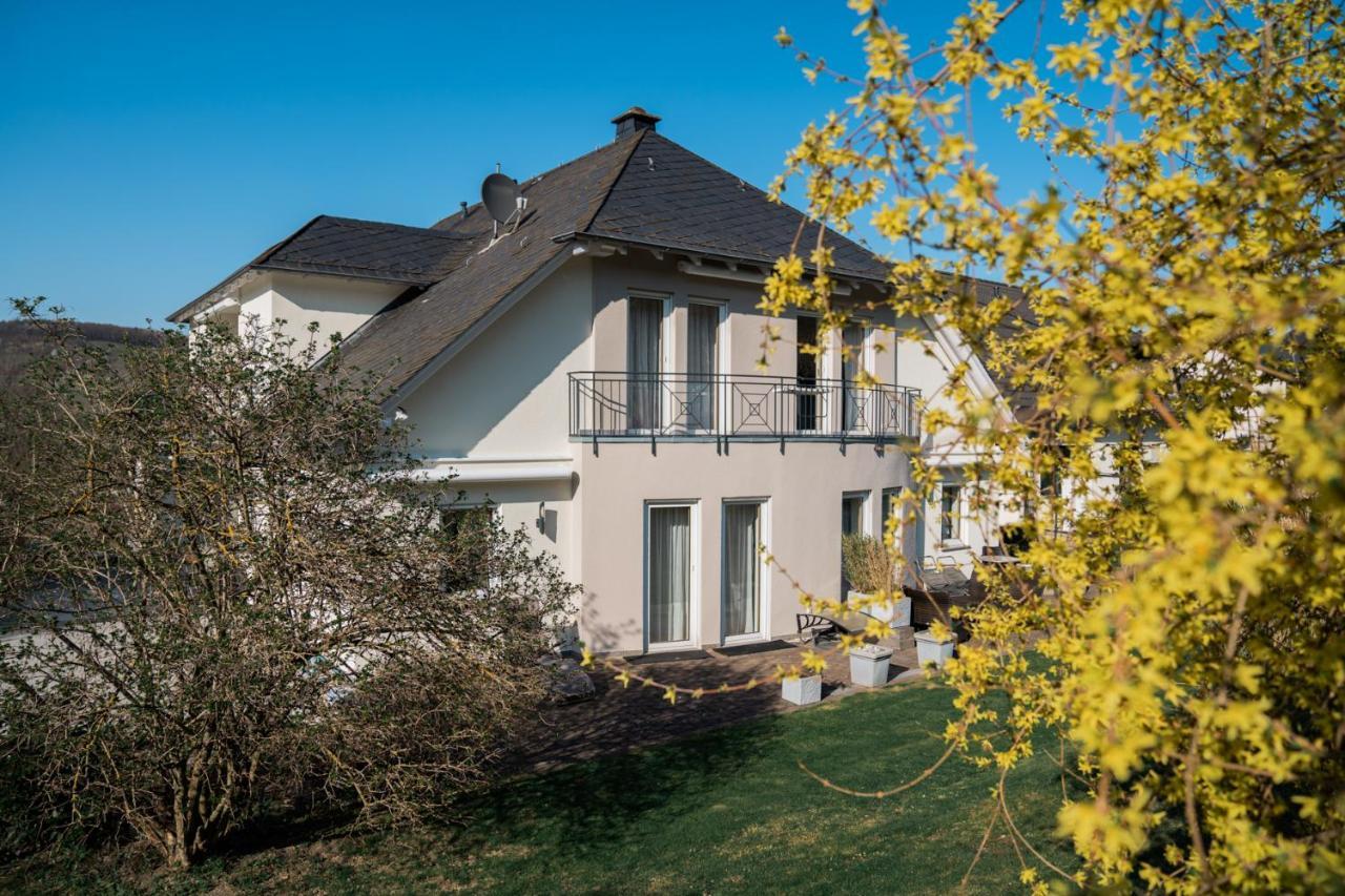 Roussel - Hotel Restaurant Bernkastel-Kues Exterior foto