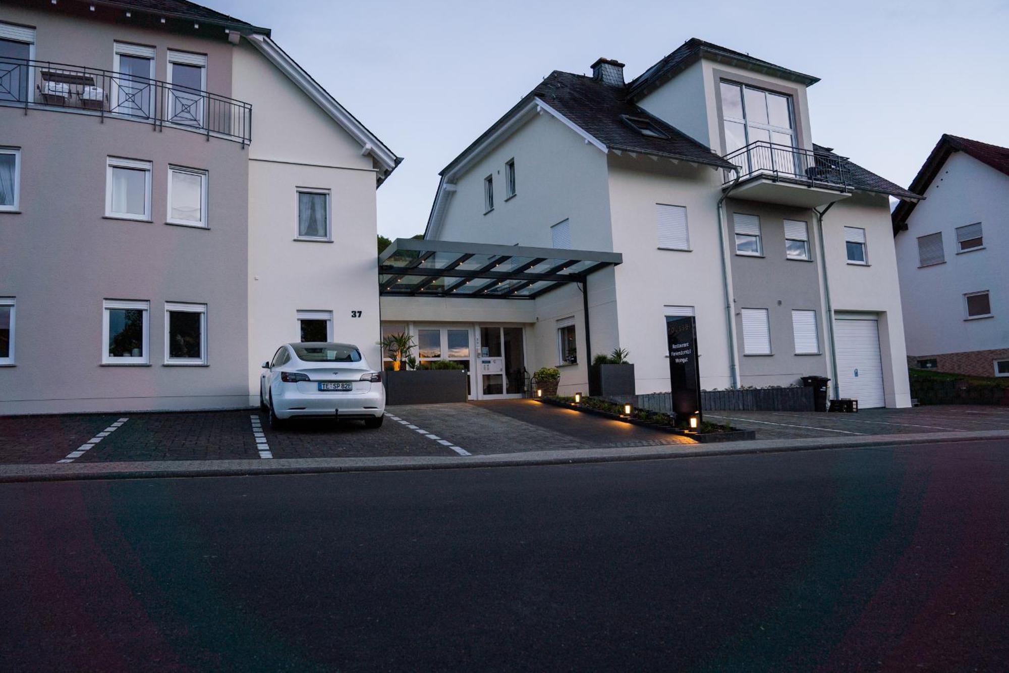 Roussel - Hotel Restaurant Bernkastel-Kues Exterior foto
